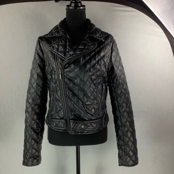 Yoki Jackets & Coats New York Yoki Quilted Cropped Vegan Black Moto
